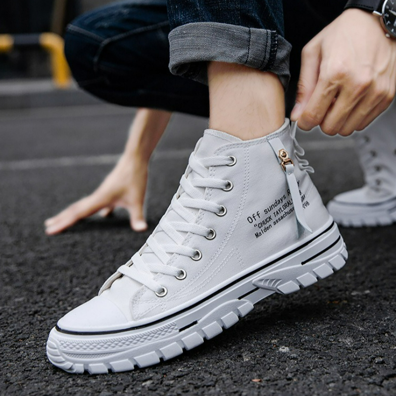 Scarpe da uomo alte in tela 20 - Mens Fashion Trainers recensione e prezzo